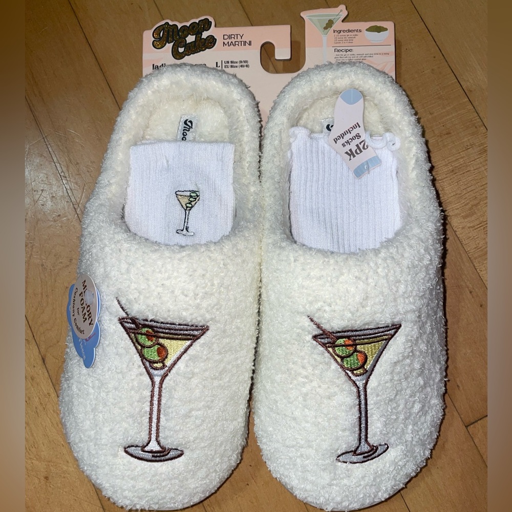 Women's Dirty Martini Slippers with Socks - Cream
